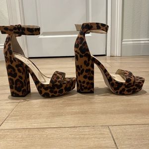 Jessica Simpson Caiya block heel sandal size 7